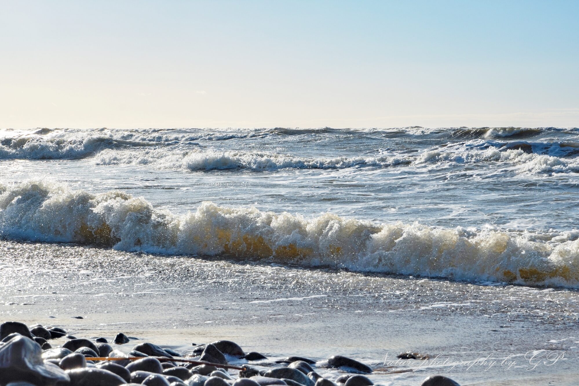 Sun and wind by sea